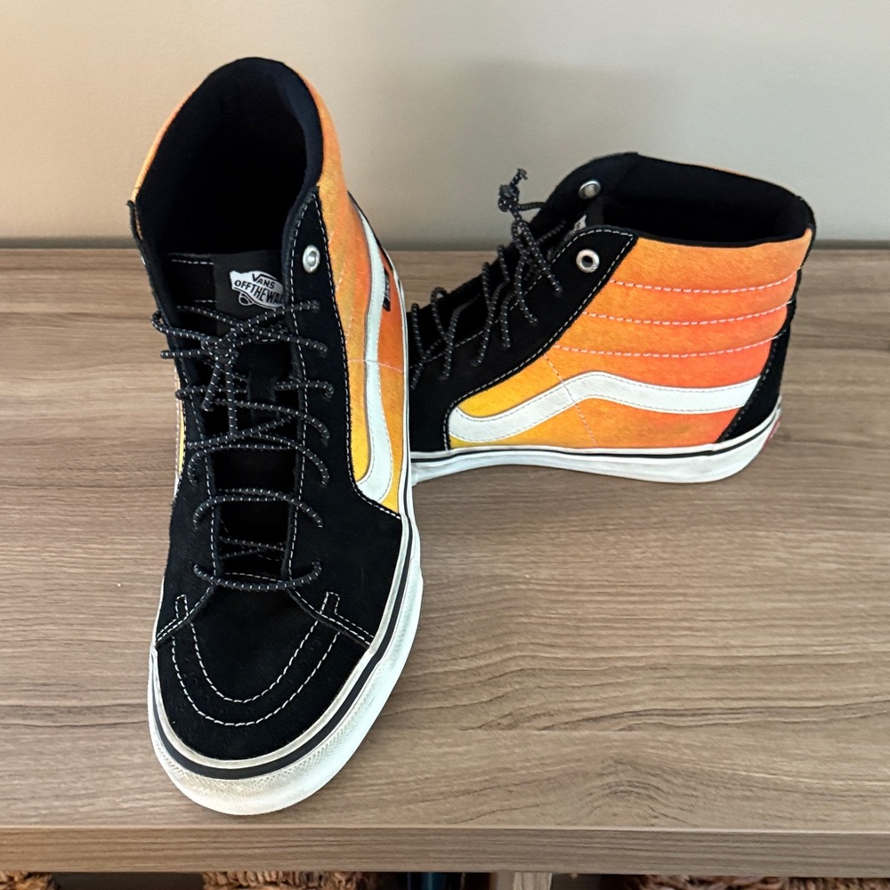 Vans Custom Sk8-Hi Canvas SK-8 Hi Unisex. - Orange and Black - Dealer Sample